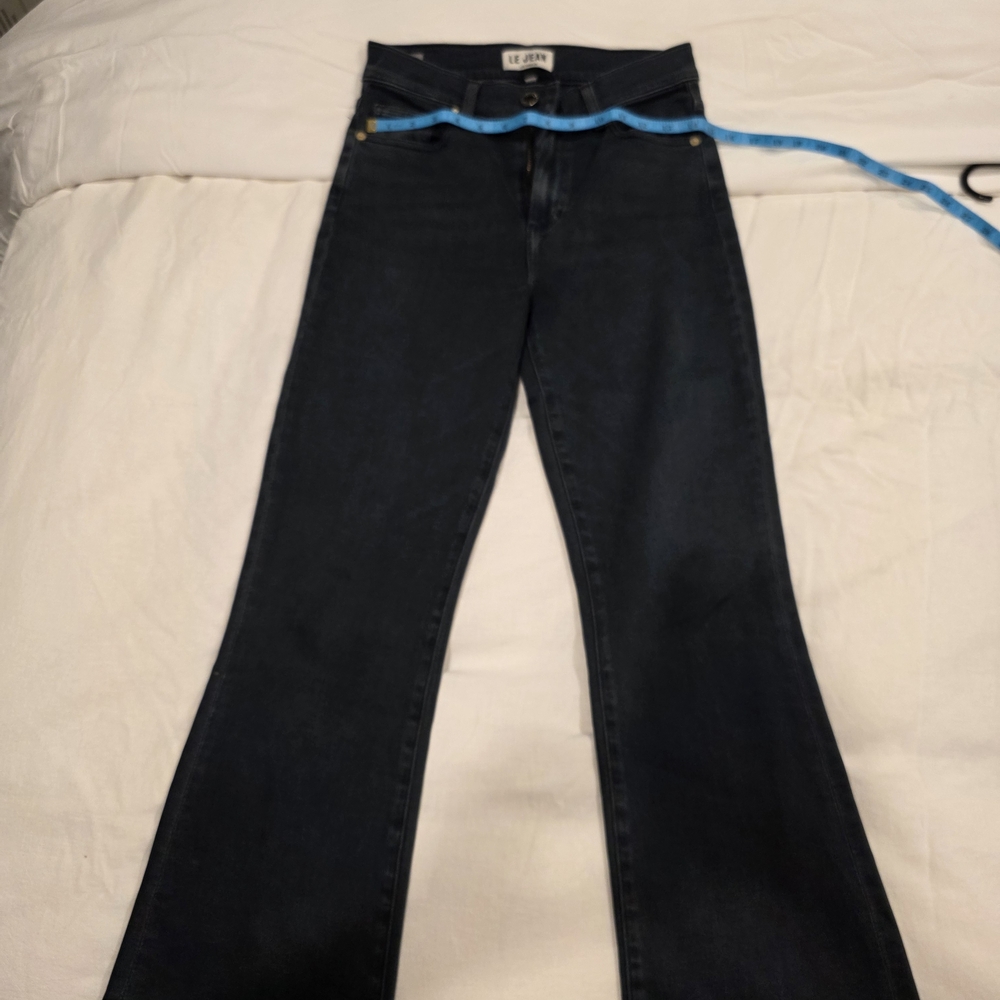 👖 Le Jean by Charlotte Gay Bella Crop Flare Jeans – Size 26 – Dark Wash